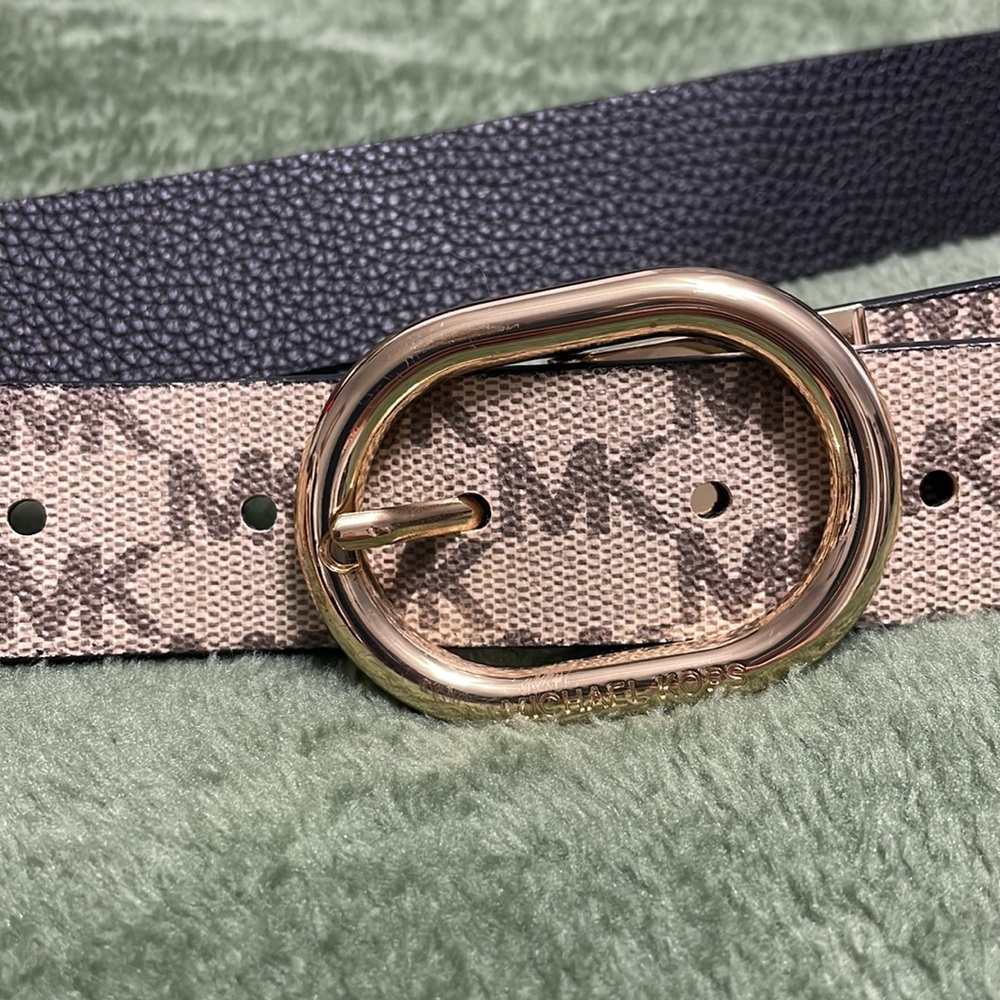 Reversible Michael Kors belt
